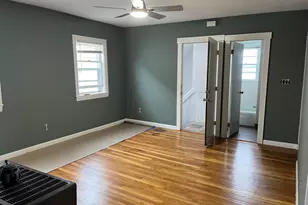 2 Hyacinth St, New Bedford, MA 02740 - Photo 4