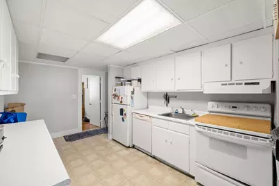 19 Essex St, Beverly, MA 01915 - Photo 30