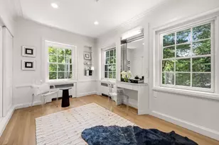 372 Warren St, Brookline, MA 02445 - Photo 26