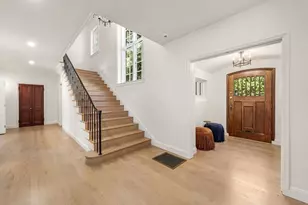 372 Warren St, Brookline, MA 02445 - Photo 22