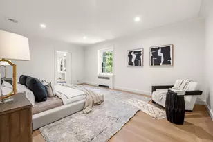 372 Warren St, Brookline, MA 02445 - Photo 26
