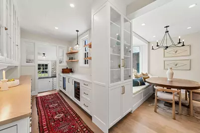372 Warren St, Brookline, MA 02445 - Photo 14