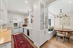 372 Warren St, Brookline, MA 02445 - Photo 14