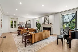 372 Warren St, Brookline, MA 02445 - Photo 4