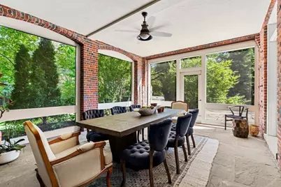 372 Warren St, Brookline, MA 02445 - Photo 34