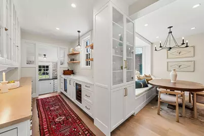 372 Warren St, Brookline, MA 02445 - Photo 16