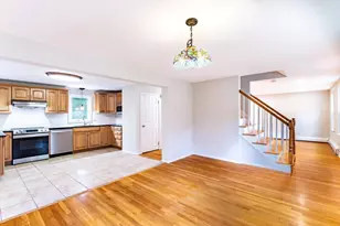 88 Forrest Rd, Westford, MA 01886 - Photo 10