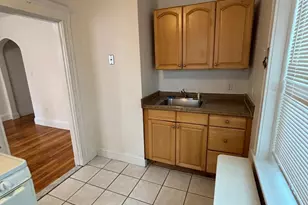 117 Summer St, Malden, MA 02148 - Photo 8