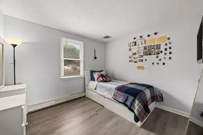 635 Dighton Ave, Taunton, MA 02780 - Photo 12