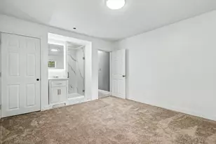 188 Oak St, Methuen, MA 01844 - Photo 18