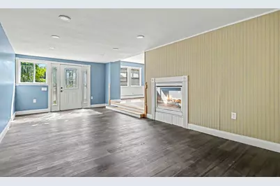 188 Oak St, Methuen, MA 01844 - Photo 12