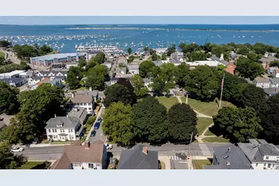 10 Franklin St, Plymouth, MA 02360 - Photo 36