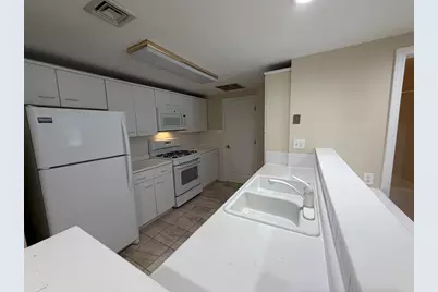770 Salisbury St #J561, Worcester, MA 01609 - Photo 6