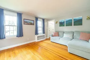 55 Gillette Cir, Springfield, MA 01118 - Photo 4