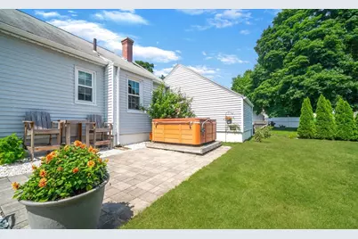 55 Gillette Cir, Springfield, MA 01118 - Photo 30