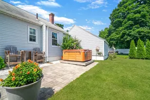 55 Gillette Cir, Springfield, MA 01118 - Photo 30