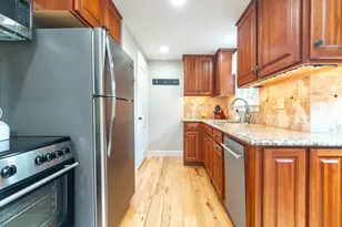 55 Gillette Cir, Springfield, MA 01118 - Photo 12