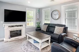 4 Knights Wy, Swansea, MA 02777 - Photo 10