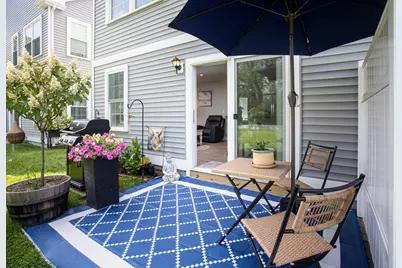 4 Knights Way #4, Swansea, MA 02777 - Photo 2