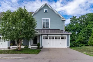 41 Clarks Hill Cir, Framingham, MA 01702 - Photo 1