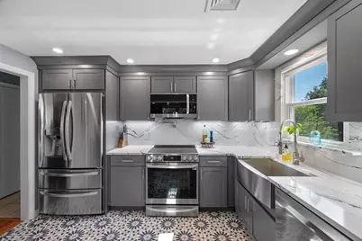 21 Border Rd, Reading, MA 01867 - Photo 6
