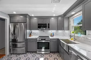 21 Border Rd, Reading, MA 01867 - Photo 6