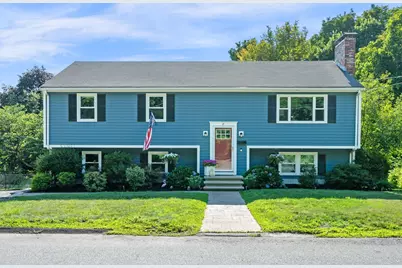 21 Border Rd, Reading, MA 01867 - Photo 2