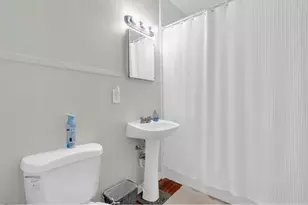 56 Hollis Park, Cambridge, MA 02140 - Photo 8