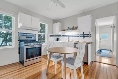 5-6 Hollis Park #5, Cambridge, MA 02140 - Photo 2