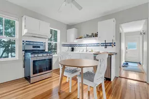 56 Hollis Park, Cambridge, MA 02140 - Photo 2