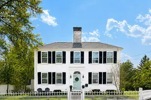 12 Summer St, Kingston, MA 02364 - Photo 1