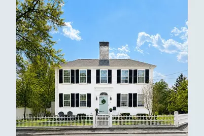 12 Summer St, Kingston, MA 02364 - Photo 2