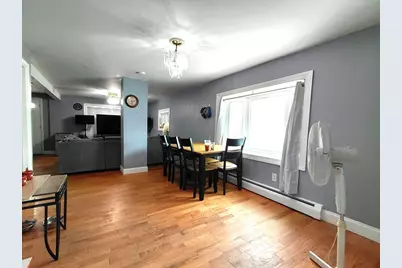 31 Floyd St, Lowell, MA 01852 - Photo 4
