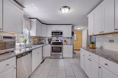 15 Melissa Ave, Mashpee, MA 02649 - Photo 10