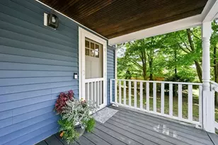 21 Brunner St, Plainville, MA 02762 - Photo 2