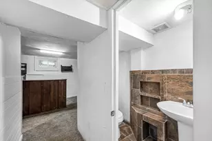 180 Lake Dr, Springfield, MA 01151 - Photo 28
