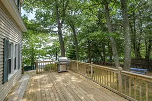180 Lake Dr, Springfield, MA 01151 - Photo 30