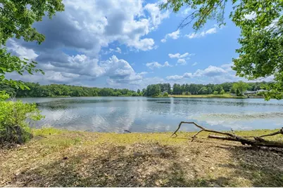 180 Lake Dr, Springfield, MA 01151 - Photo 32