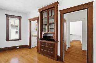 283 Revere St, Winthrop, MA 02152 - Photo 8