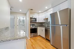 325 Plantation St, Worcester, MA 01604 - Photo 8