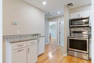 325 Plantation Street #113, Worcester, MA 01604 - Photo 10
