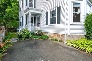 37 Thorndinke St, Beverly, MA 01915 - Photo 26