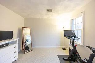 8 Fairway View Ln, Norton, MA 02766 - Photo 14
