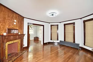 30 Laurel St, Holyoke, MA 01040 - Photo 6