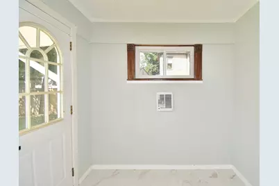 30 Laurel St, Holyoke, MA 01040 - Photo 20