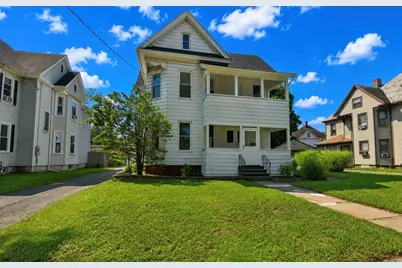30 Laurel St, Holyoke, MA 01040 - Photo 1