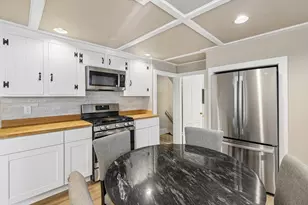 141 Hale St, Beverly, MA 01915 - Photo 6