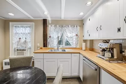 141 Hale St #2, Beverly, MA 01915 - Photo 8