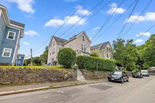 24 Village St, Marblehead, MA 01945 - Photo 30