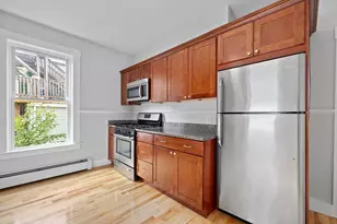 24 Village St, Marblehead, MA 01945 - Photo 6